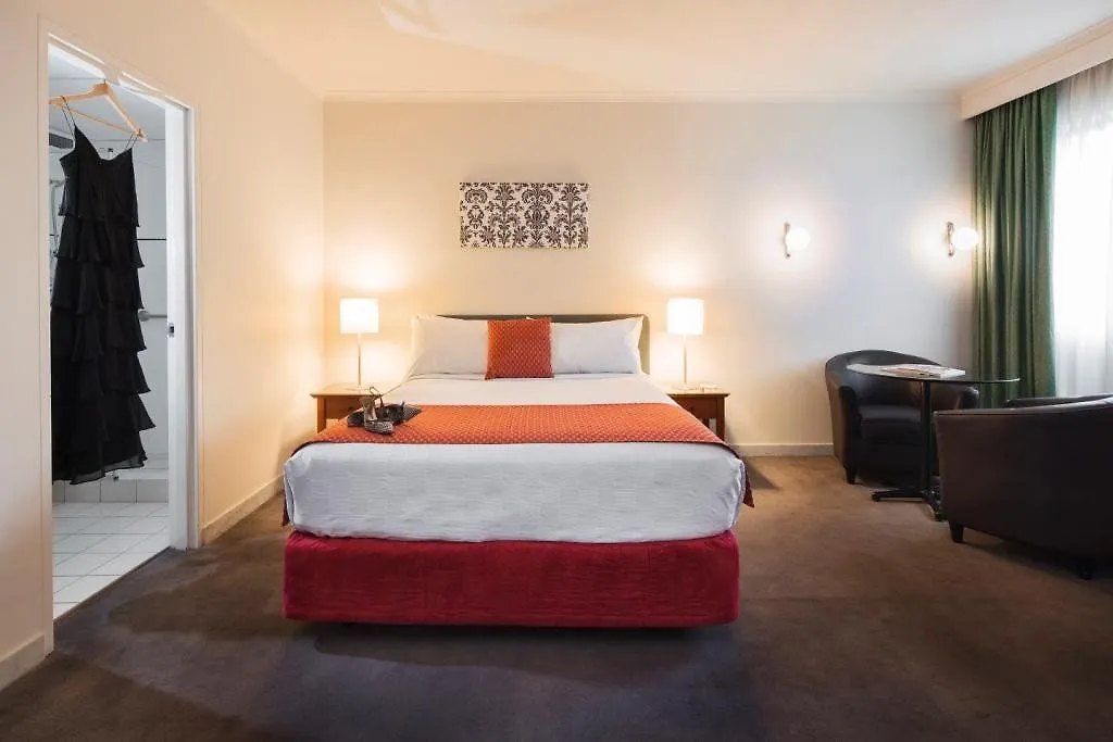 Diplomat Hotel Canberra
