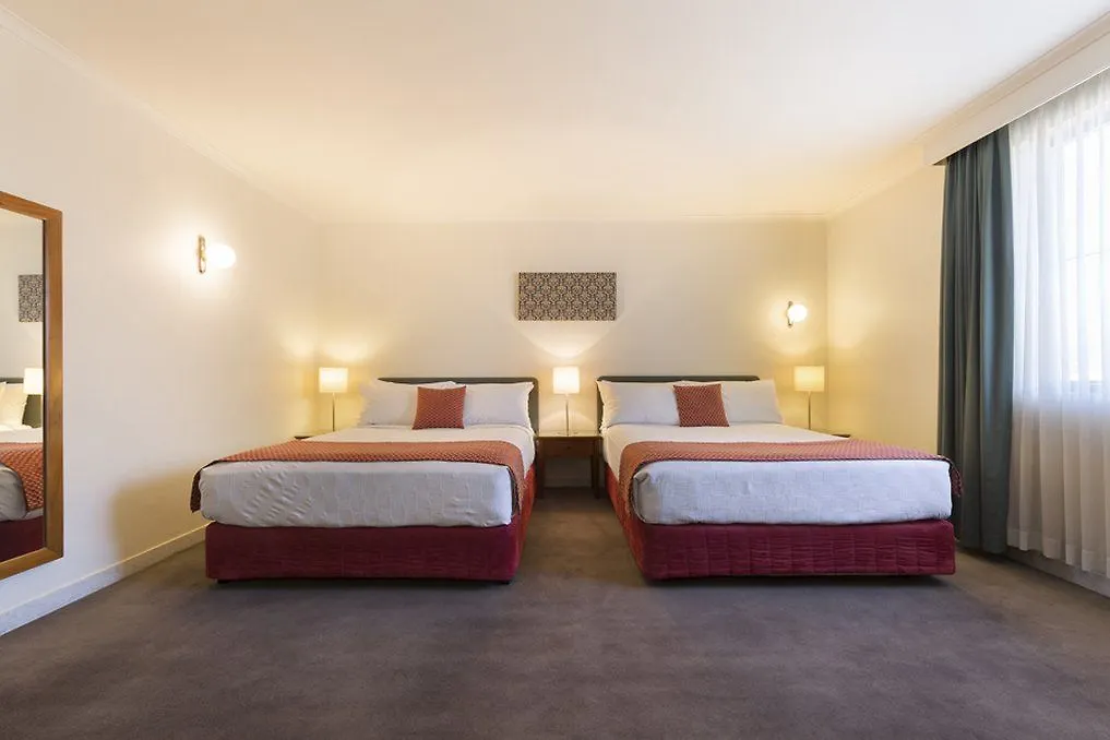 Diplomat Hotel Canberra